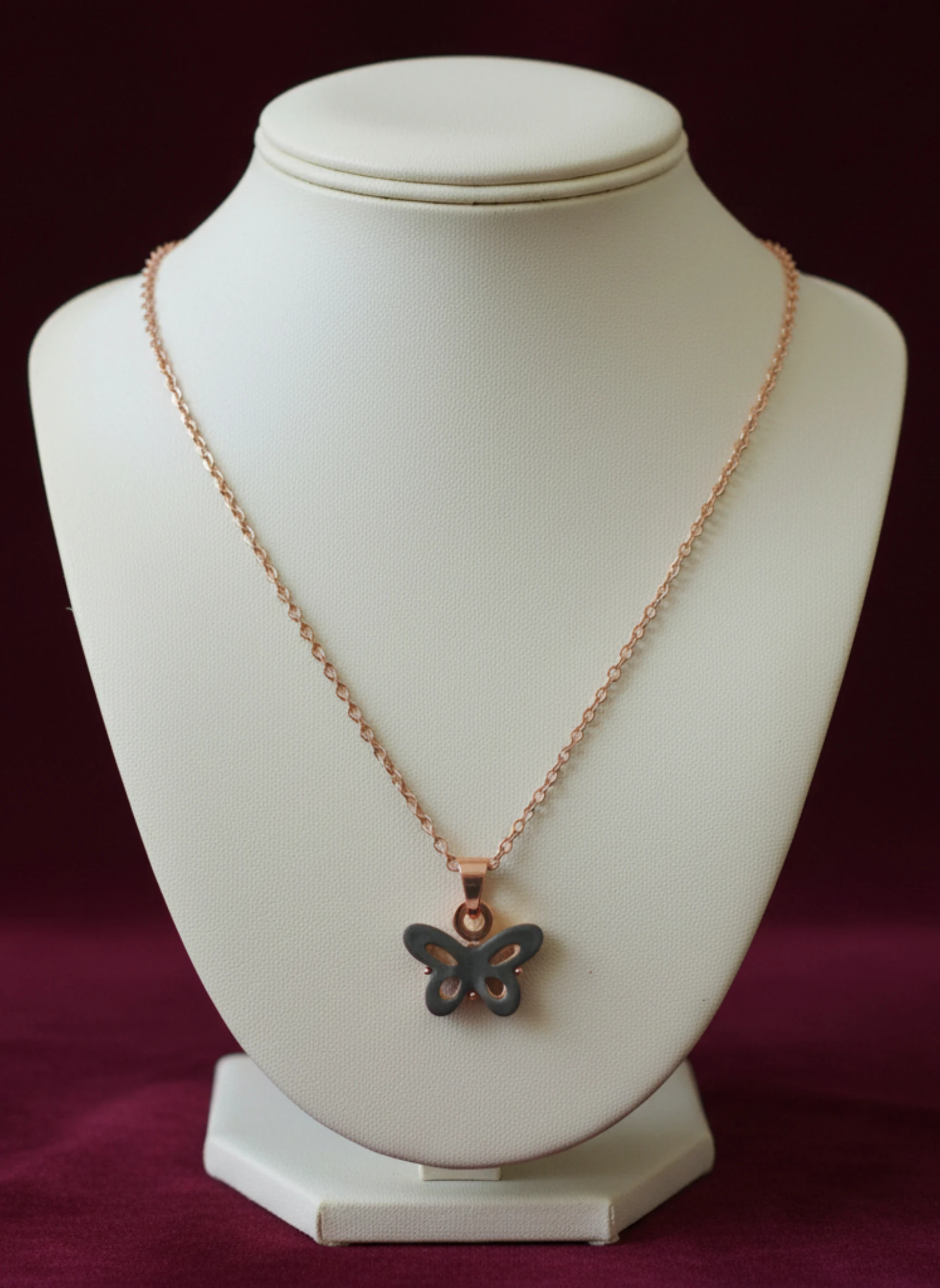 Lightweight Butterfly Motif Necklace & Bracelet Set – Indian Gold-Tone Jewelry