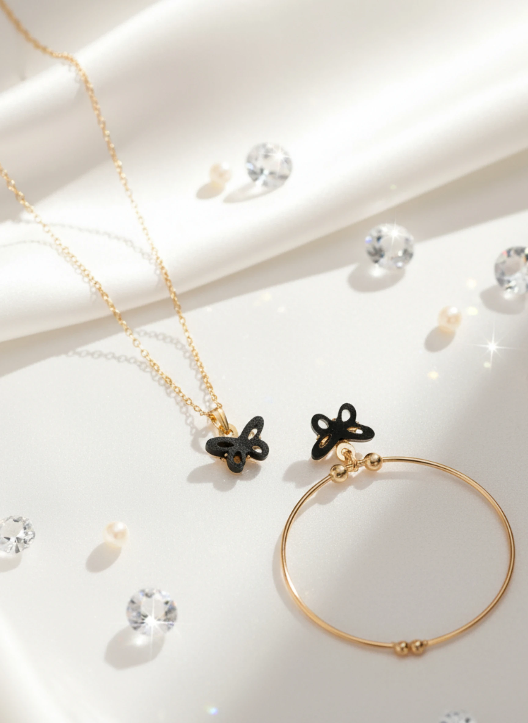 Lightweight Butterfly Motif Necklace & Bracelet Set – Indian Gold-Tone Jewelry